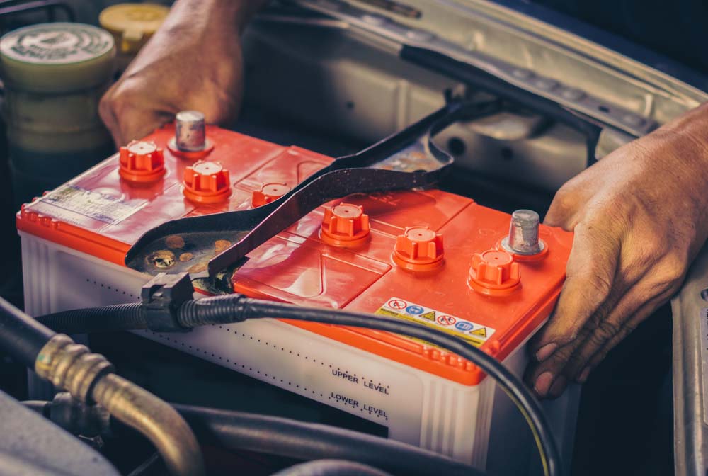 Como trocar a bateria do seu carro