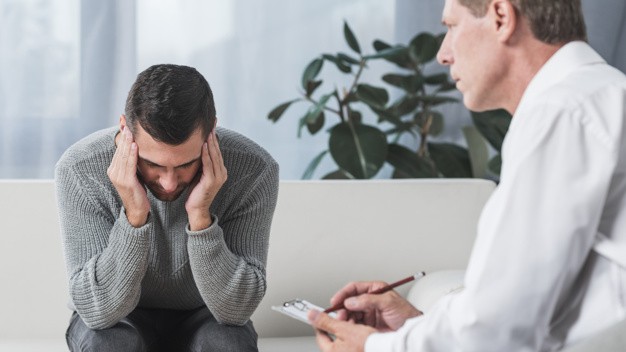  Tratamento psiquiátrico contínuo