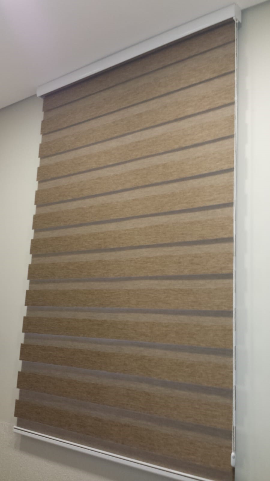 Cortinas e Persianas: Beleza e Conforto pra Sua Casa